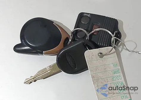 2010 Ford F-150 Xl/Xlt из США, поврежденный, VIN 1FTMF1EV4AKB36387